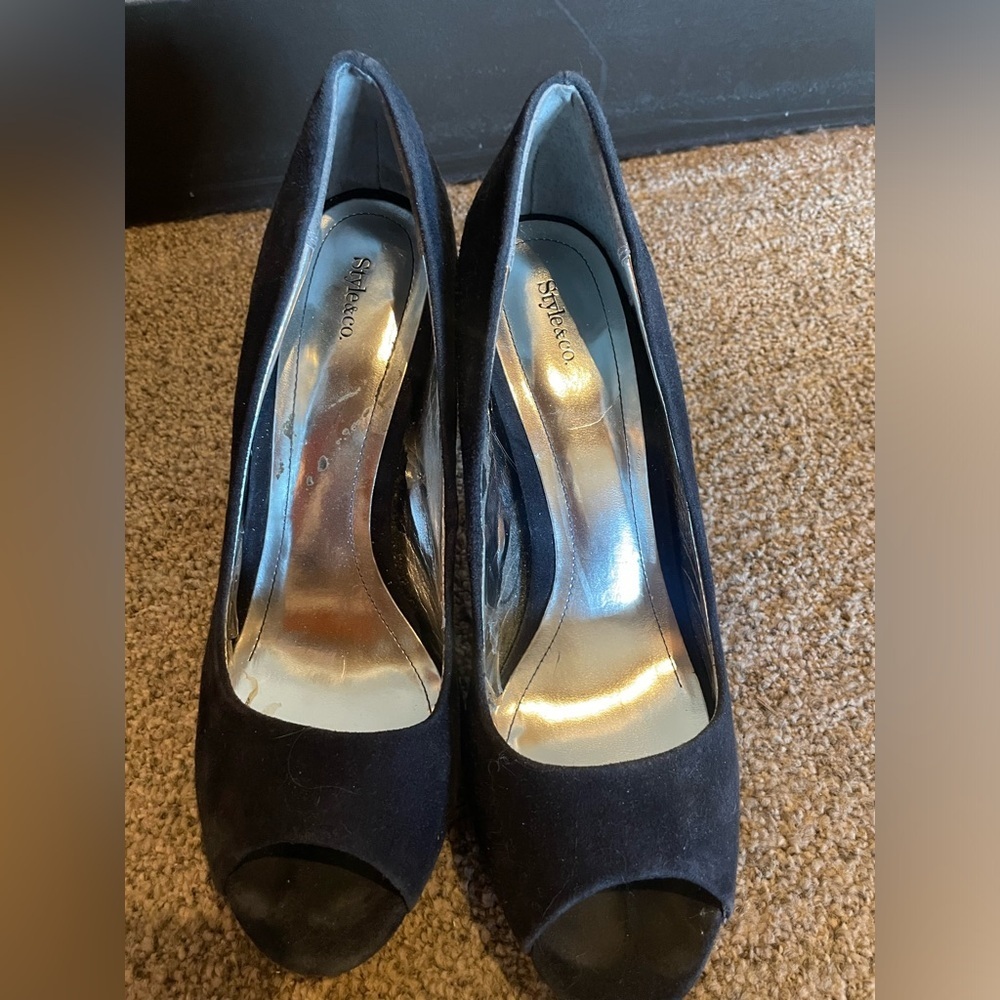 Style & Company black peep toe heels - Picture 5 of 8